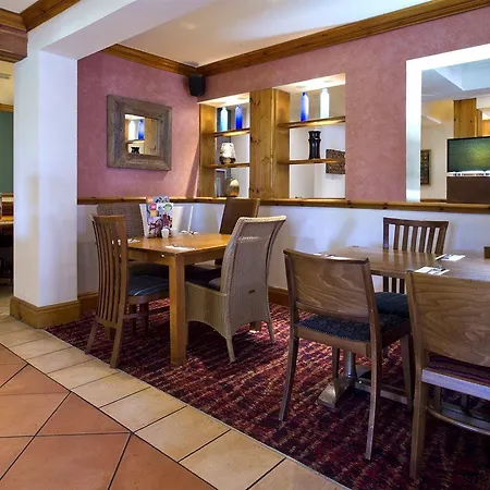 Premier South Hotel 3*