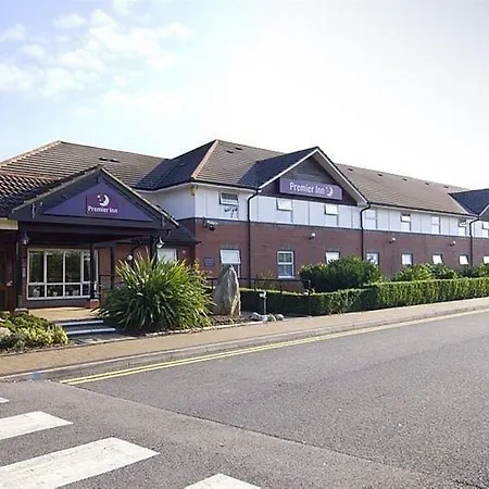 Premier South Hotel 3*