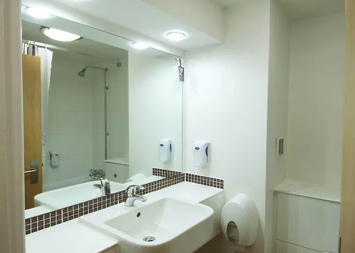 Premier Premier South Отель